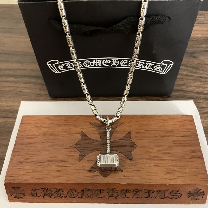 Ch**me He**ts necklaces